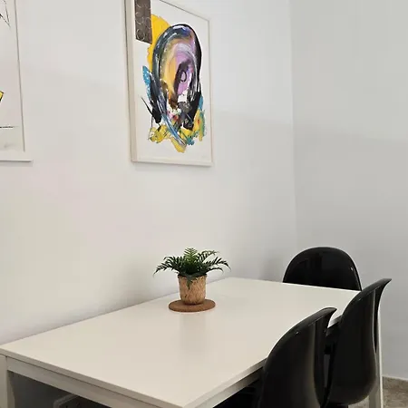 Felix Saenz Boutiques By Del Parque Flats Apartment Malaga